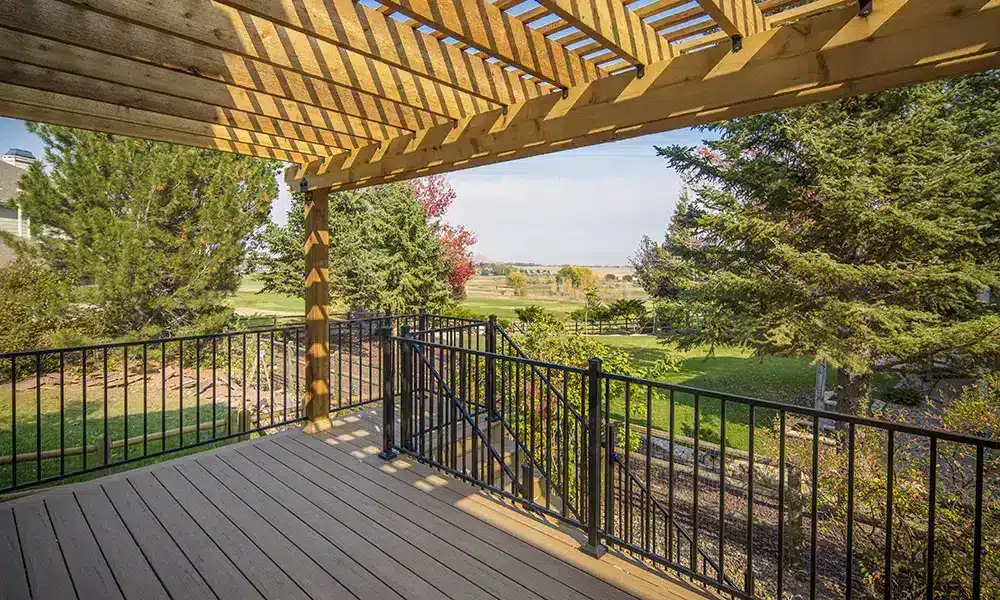 wooden-pergola in a composite-deck - Cedar Pergolas Builder