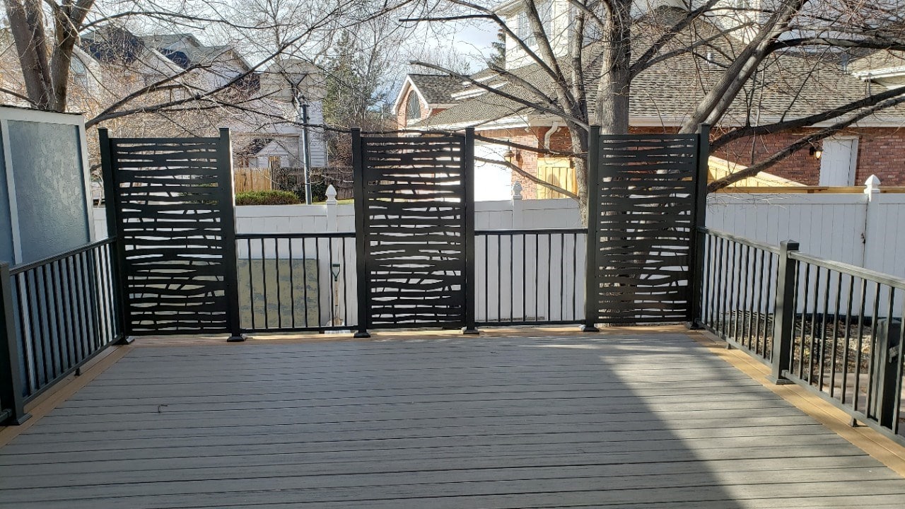 outdoor privacy screen rails