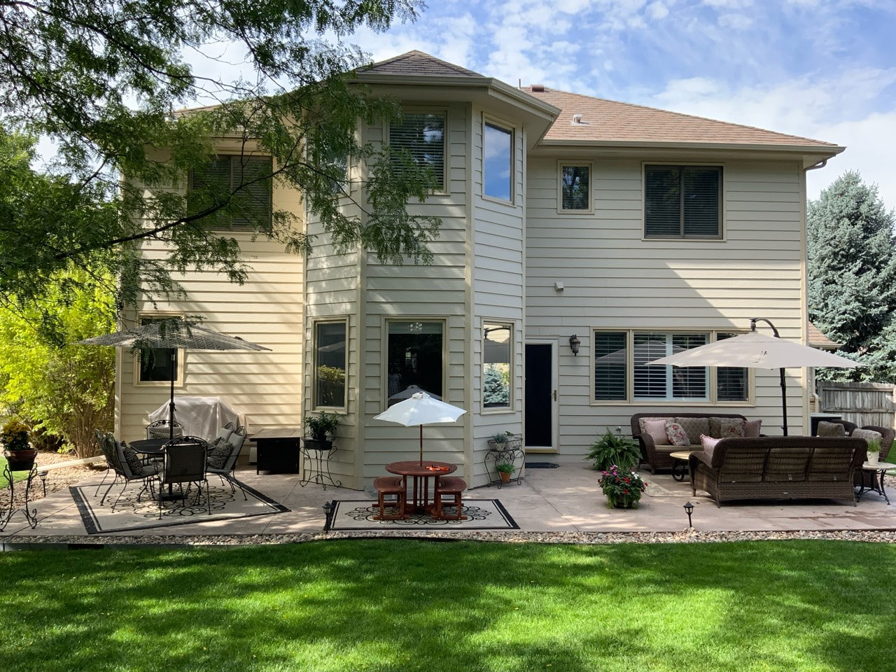 Breathtakingly Beautiful Veranda in Boulder 1